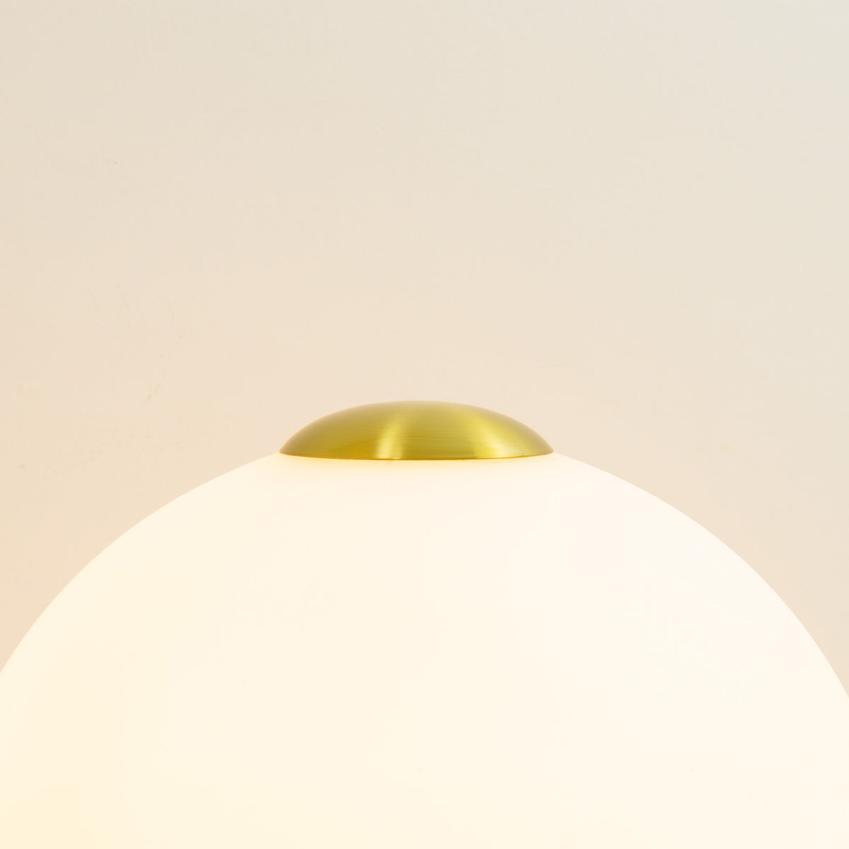 Abajur Artemis Dourado e Opalino 1xE27