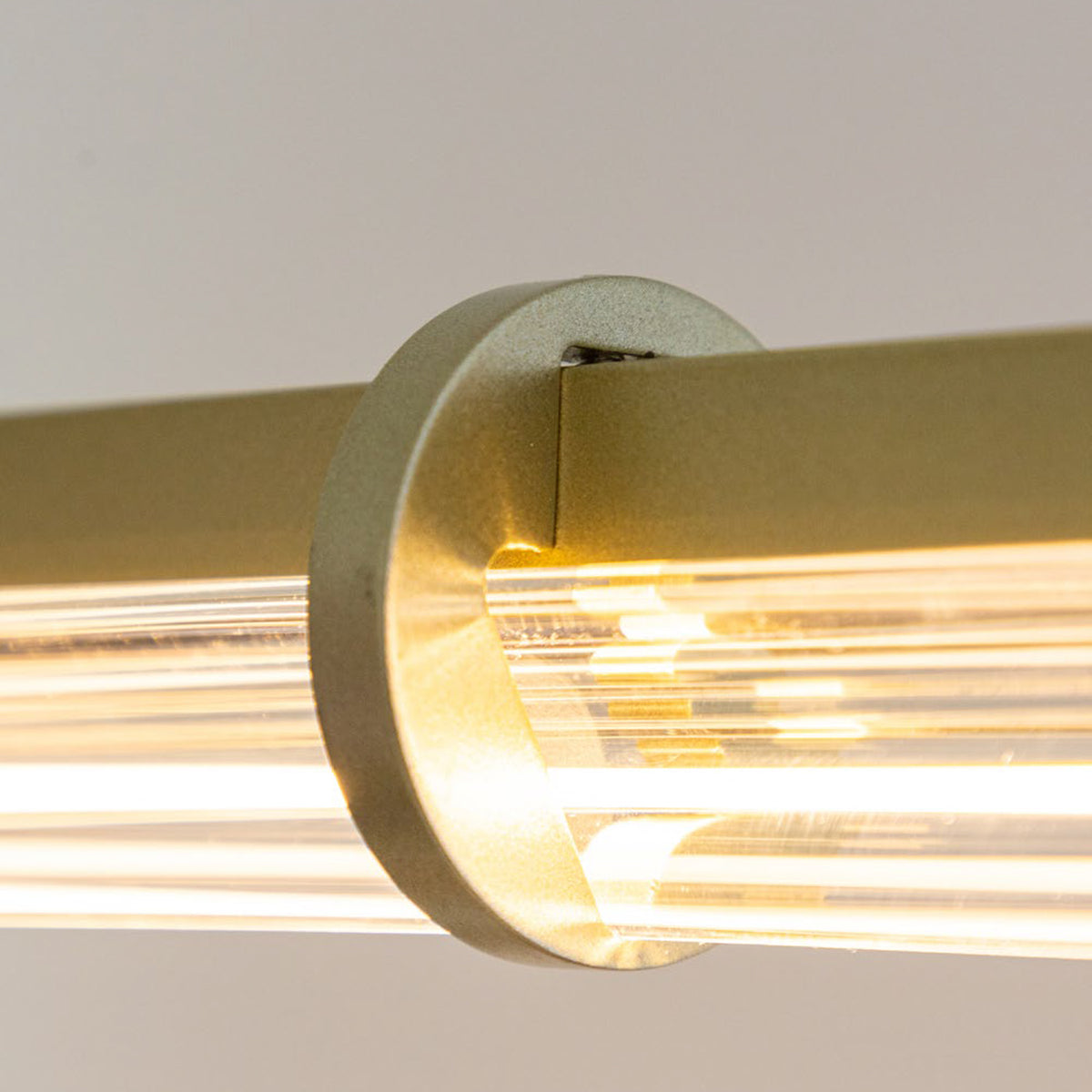 Pendente Prisma Dourado e Transparente 18W 3000K