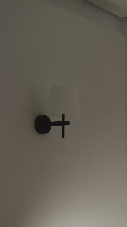 Arandela Chiaro Opalino e Preto 1xG9
